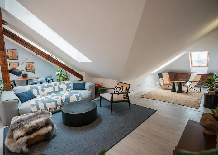 Premium Design Loft - Old Town *